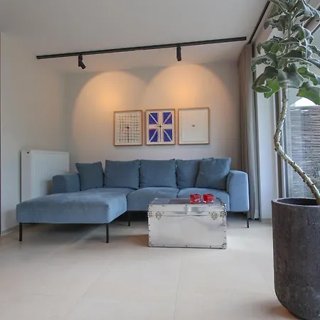 Premium Holidays - Modern Flat Karthuizer Gv02 * Oostduinkerke