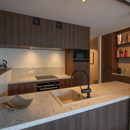 Premium Holidays - Modern Flat Karthuizer Gv02