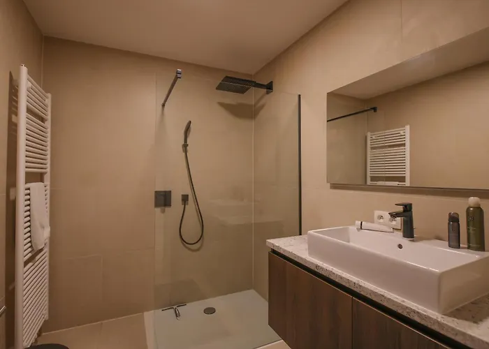 Premium Holidays - Modern Flat Karthuizer Gv02 アパート オーストダインケルケ